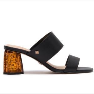 NANETTE LEPORE Ellie Sandal